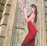 femme-robe-rouge